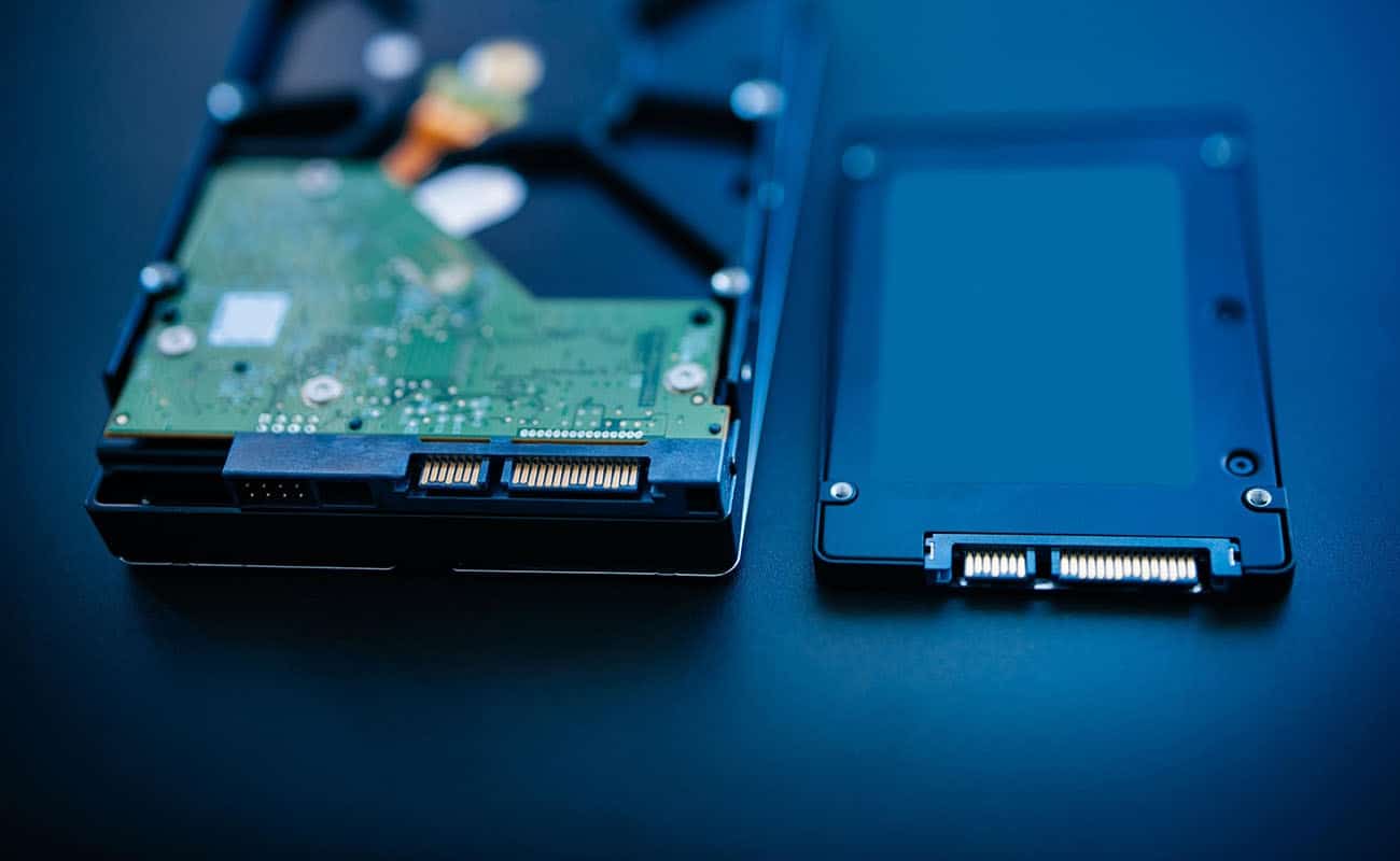 Learn the difference between SSD and HDD 2