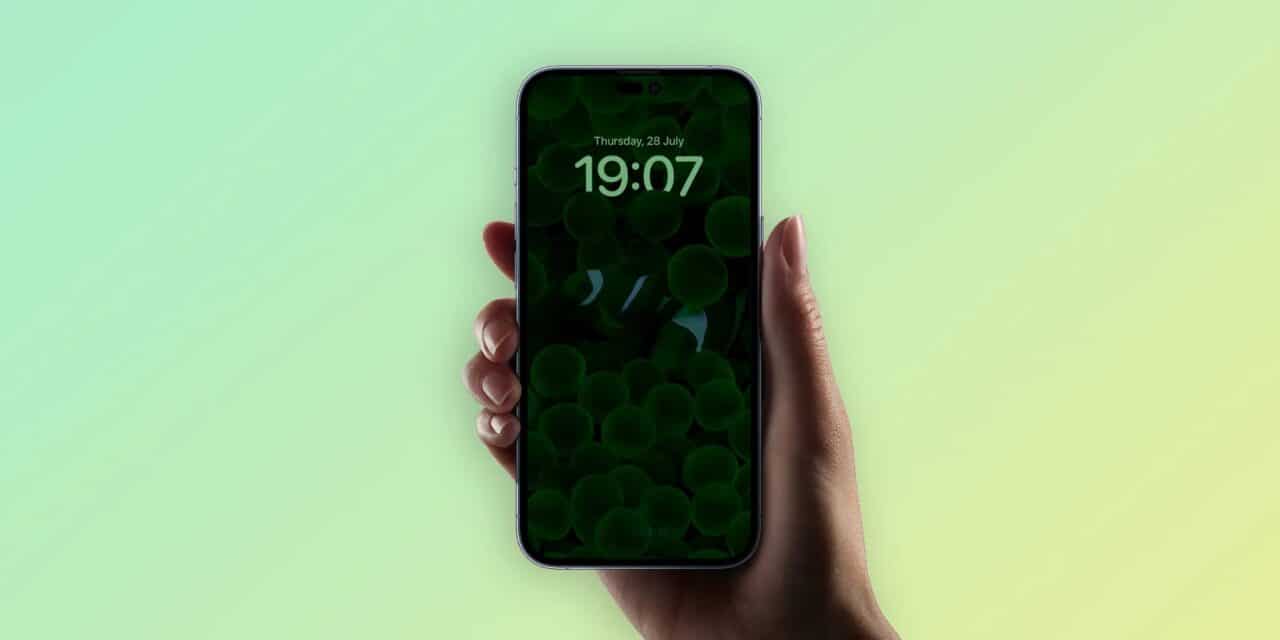 iPhone 16 screen