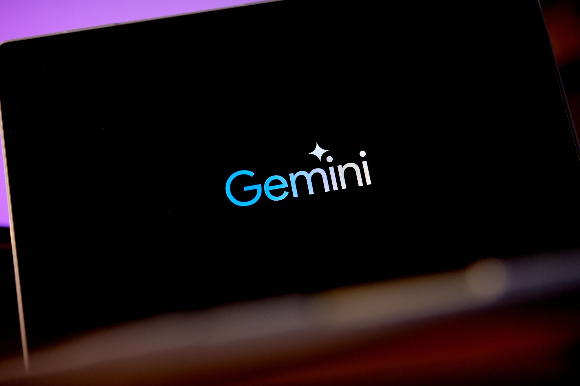 تصميم جديد لتطبيق Gemini